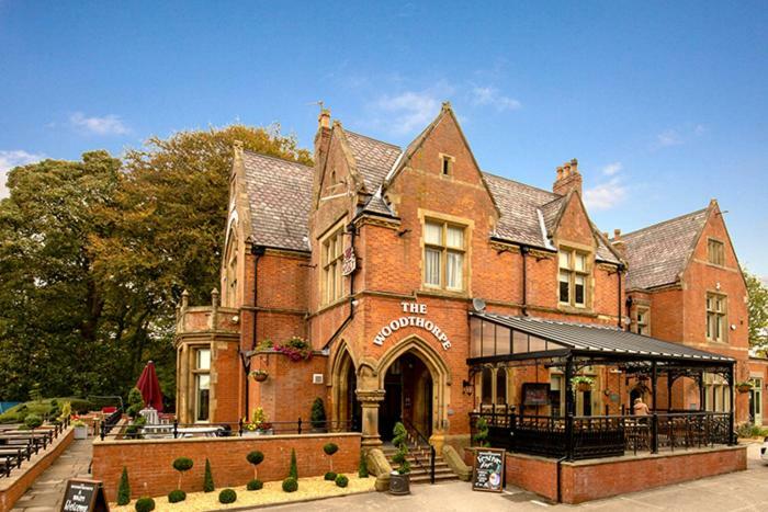 Woodthorpe Hotel Prestwich Exterior photo